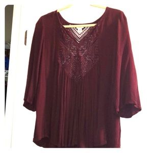 Maroon blouse with front and back lace detail